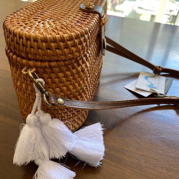 Hand woven trendy cross-body bag NWT - Picture 5 of 10